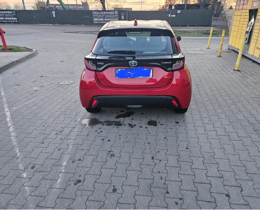 Toyota Yaris Hybrid 2023 /salon polska/ 13 tys.km jak nowa + gratis komplet kół zimowych