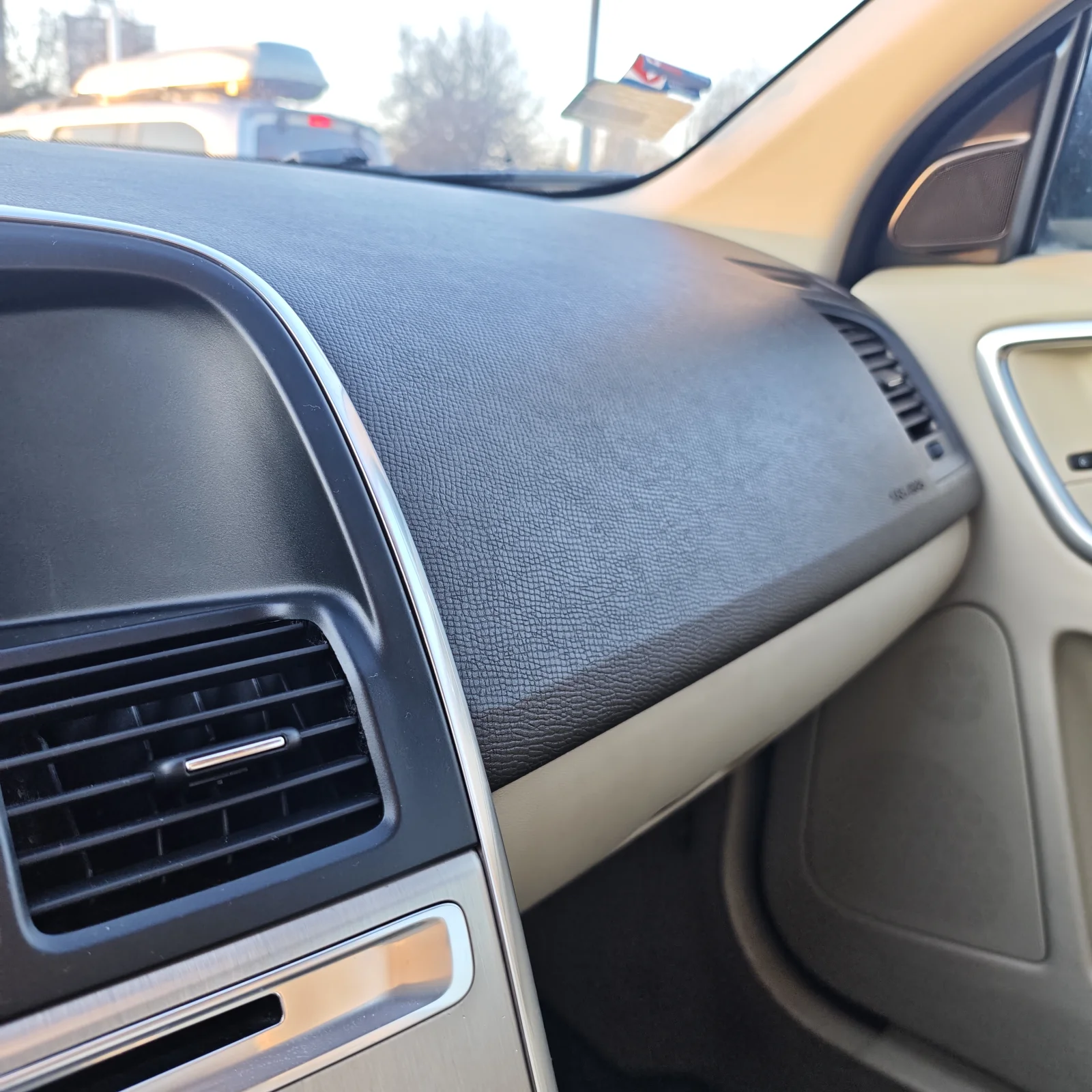 XC60 2,4D5 215 automat