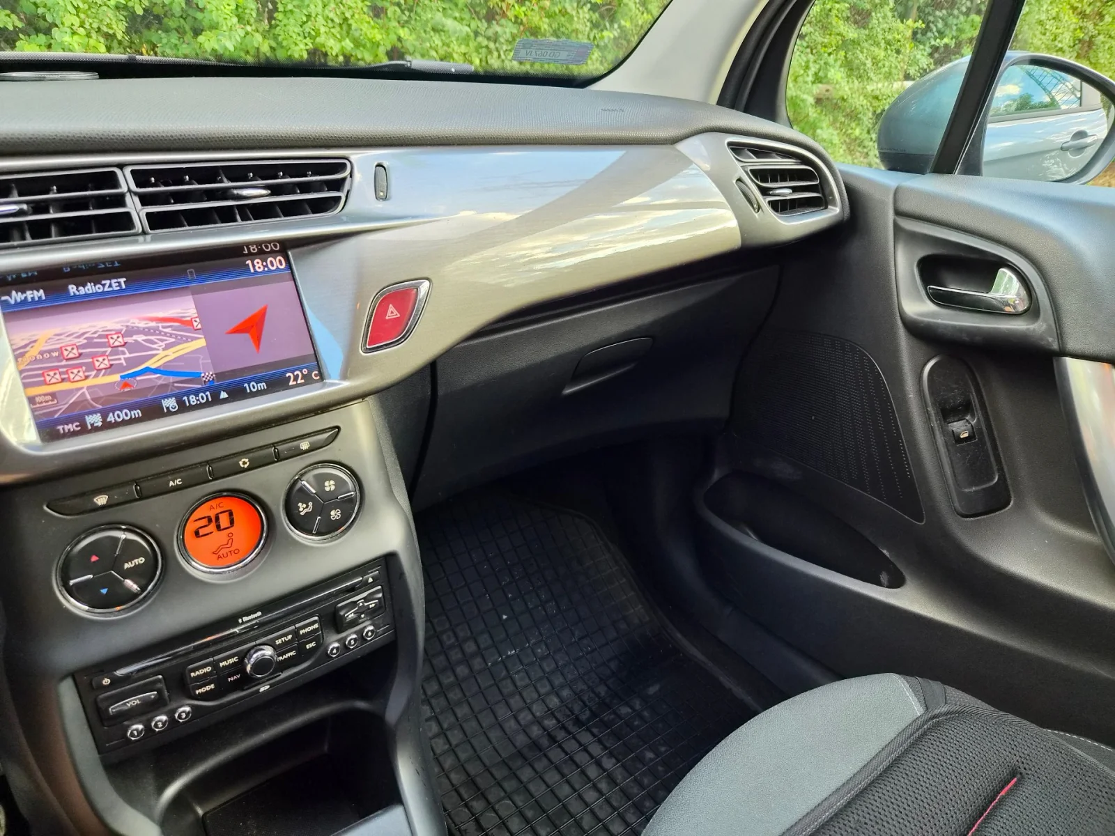 Sprzedam Citroen C3 II z 2012 r. bardzo oszczędne, miejskie auto o wysokim komforcie